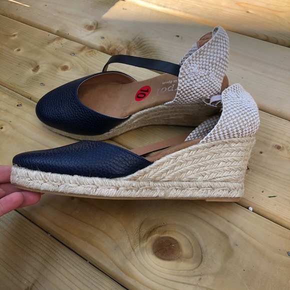 Maypol Shoes - NWT Maypol sandals size 10